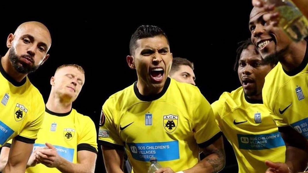 Orbelín Pinea-AEK Atenas