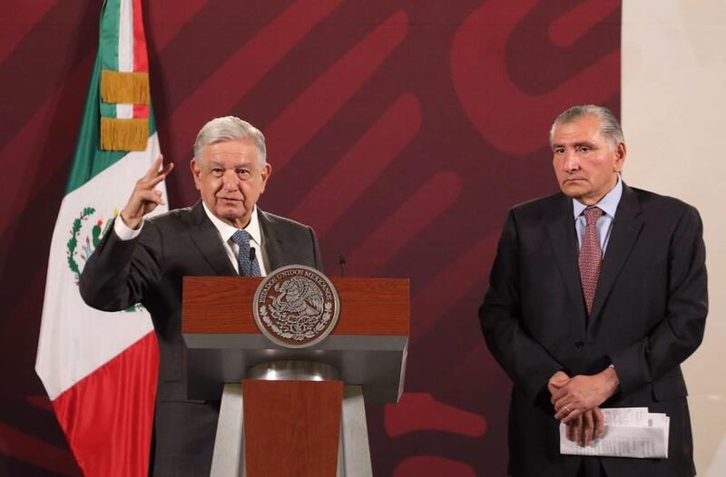 Reforma electoral es el fin de la burocracia dorada del INE: Segob