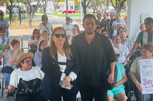 Defensa de Karina Barrón denuncia detención injustificada: “No debería estar en prisión”