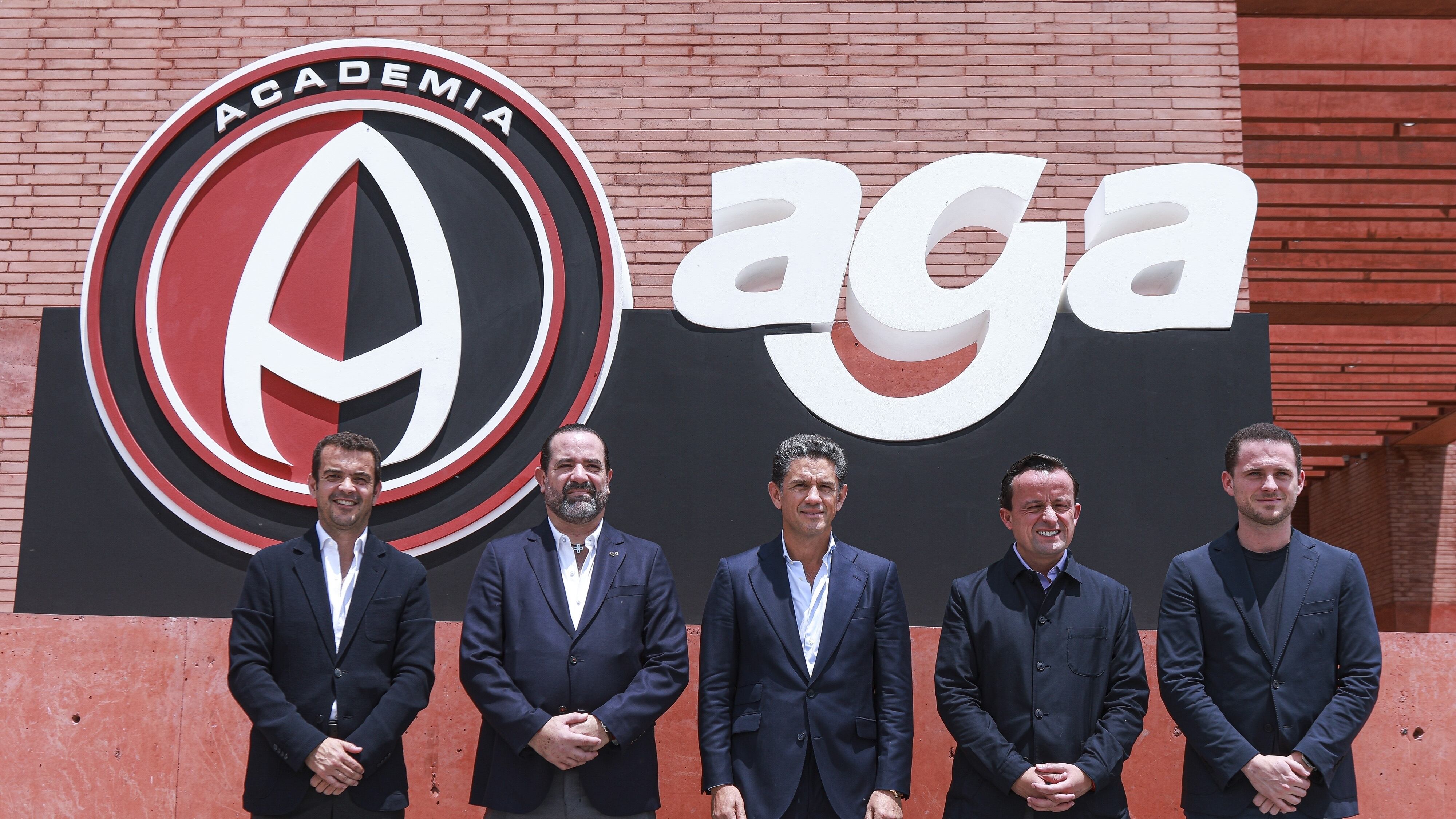 El Atlas presentó sus nuevas instalaciones