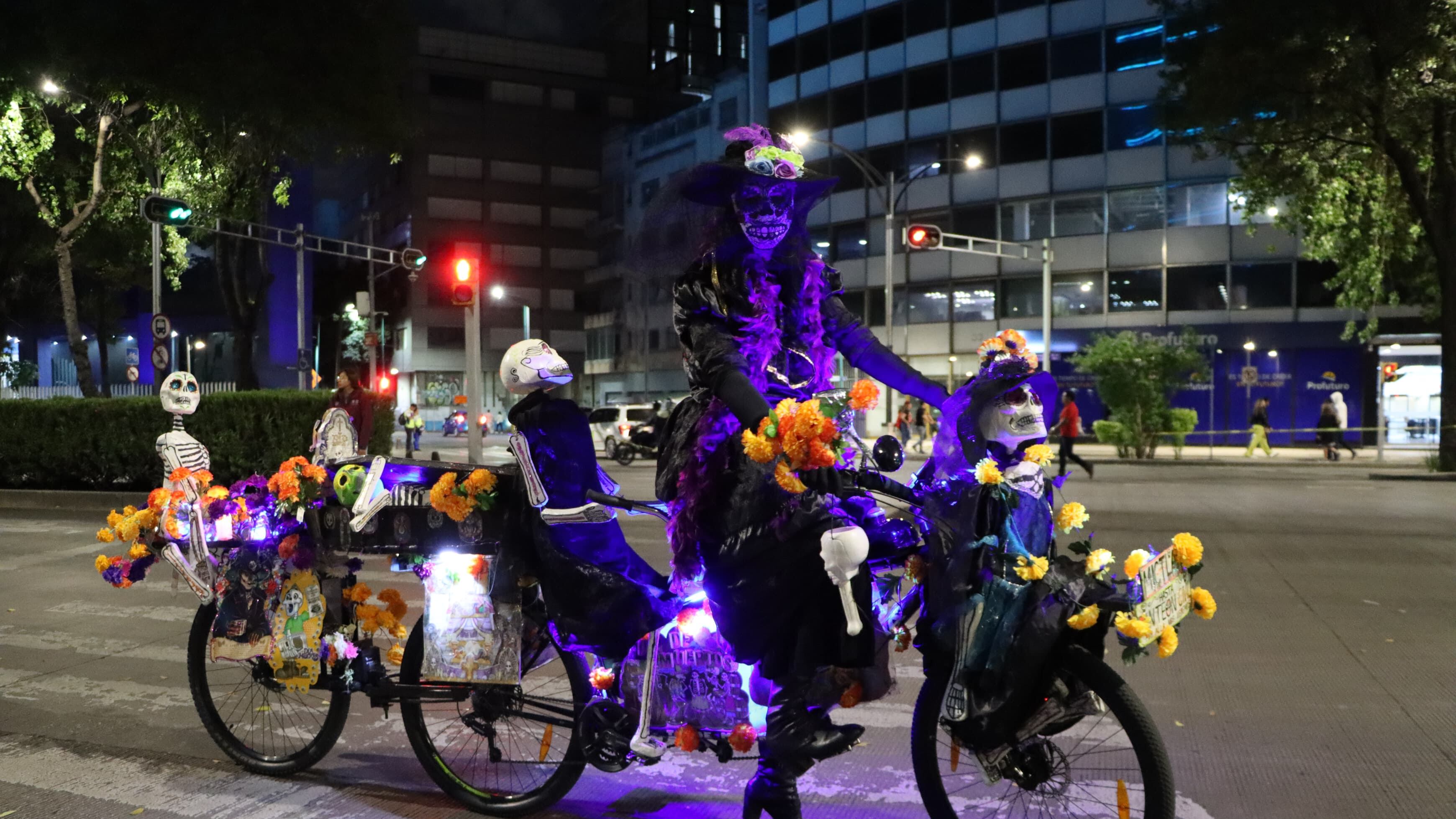 Paseo Nocturno Bici CDMX