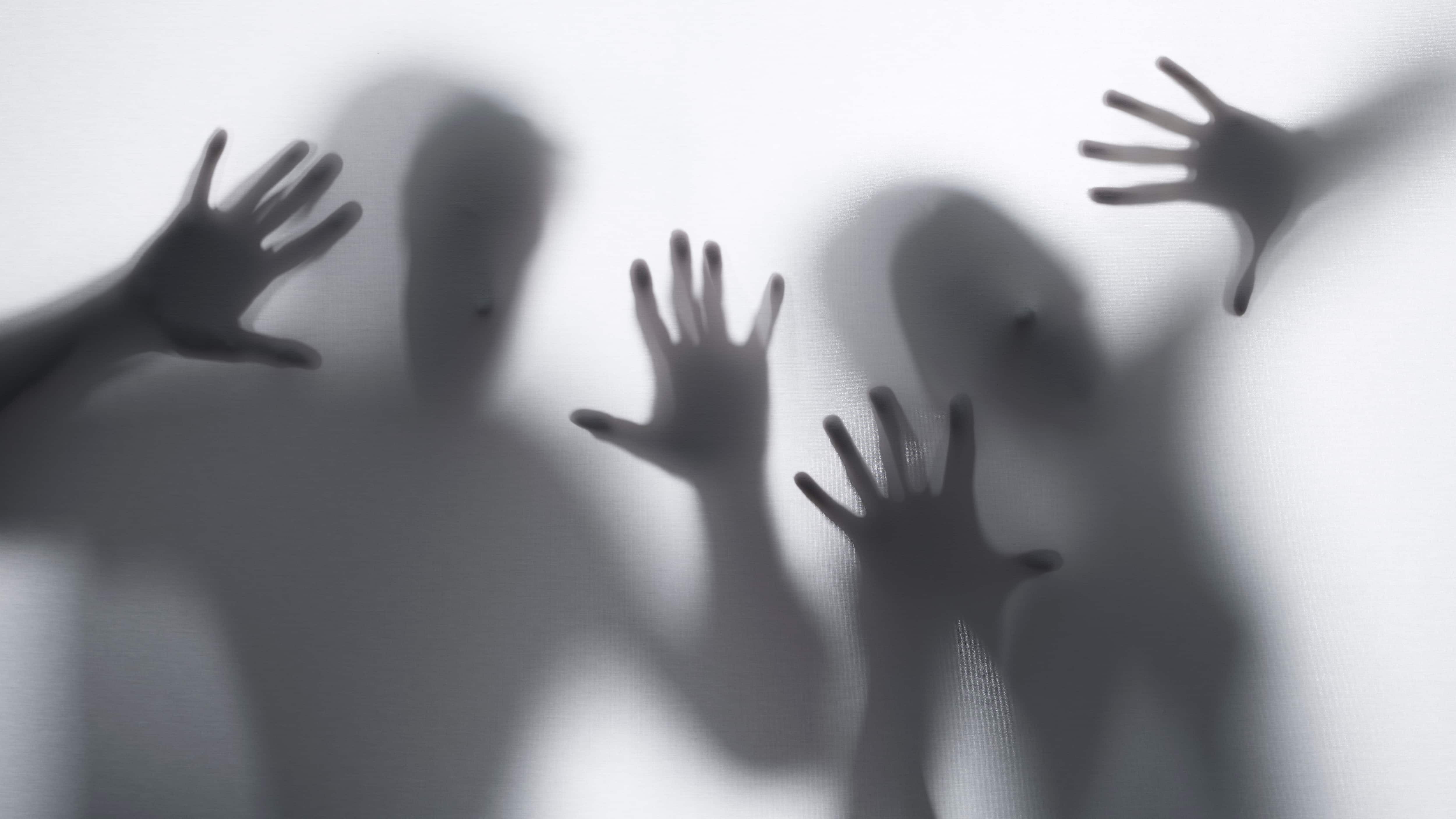 Aunque en términos generales un ataque de ansiedad y un ataque de pánico pueden confundirse, tienen características particulares que los hacen diferentes. Foto: Freepik.