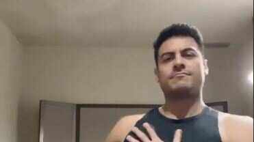 Carlos Rivera en TikTok enamoró a sus fans con sensual baile