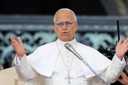 Papa León XIV lanza contundente mensaje en Pascua: “Depongan las armas y elijan la paz”