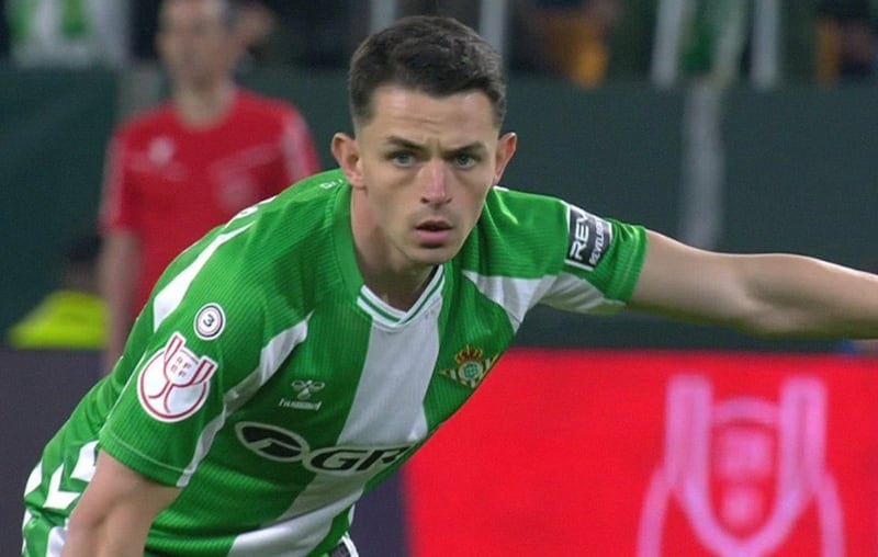 Fidalgo ya debutó con el Betis.