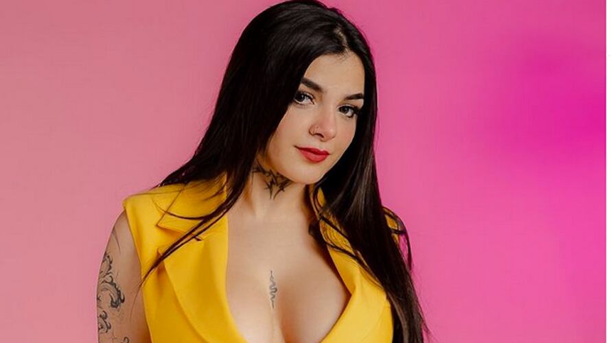 La modelo e influencer quiere ser la youtuber más popular.
