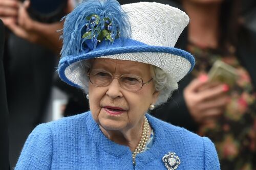 Nuevo libro documenta los últimos días de vida de la reina Isabel II y cómo aceptó morir en paz