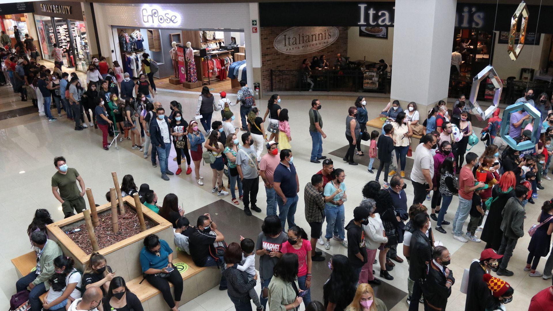 Joven mueren en Forum Buenavista tras car en centro comercial