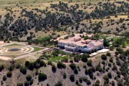 ¿Perseverancia o simulación? Fiscales registran el Rancho Zorro de Epstein en Nuevo México