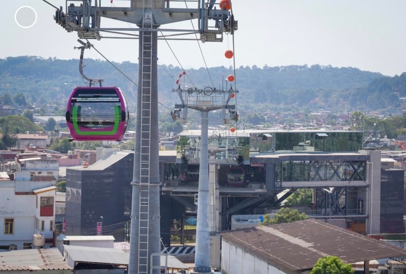 Durante décadas, las ciudades mexicanas crecieron bajo la premisa de facilitar el uso del automóvil, pero ese modelo ha llegado a su límite. Foto: cortesía.