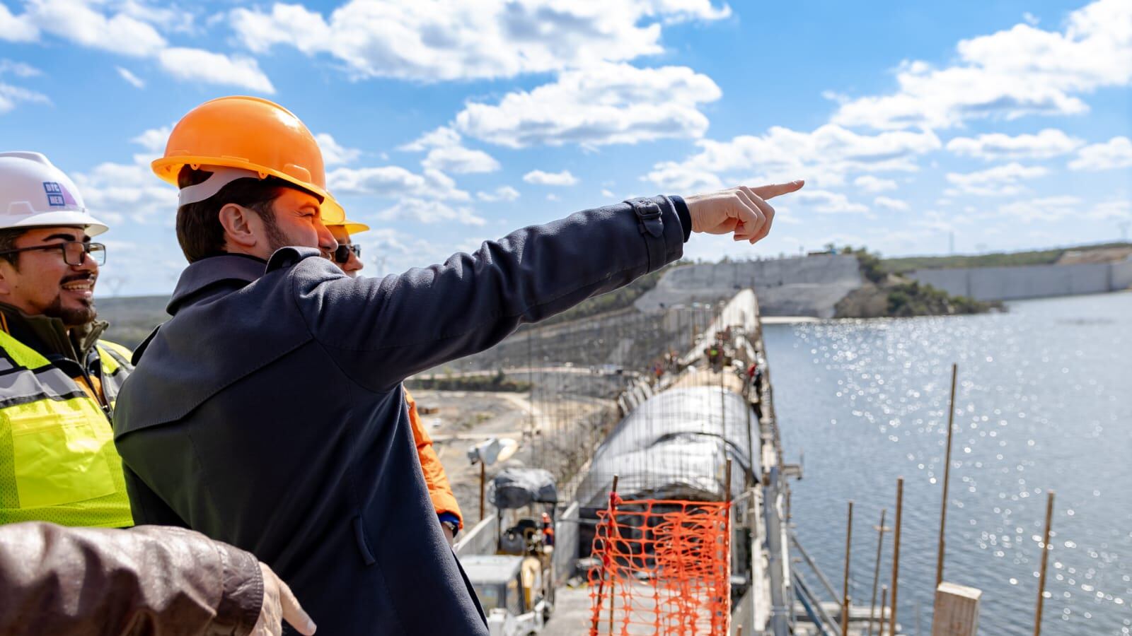 García indicó que toda la obra hídrica de Nuevo León forma parte de El Plan Maestro del Agua.