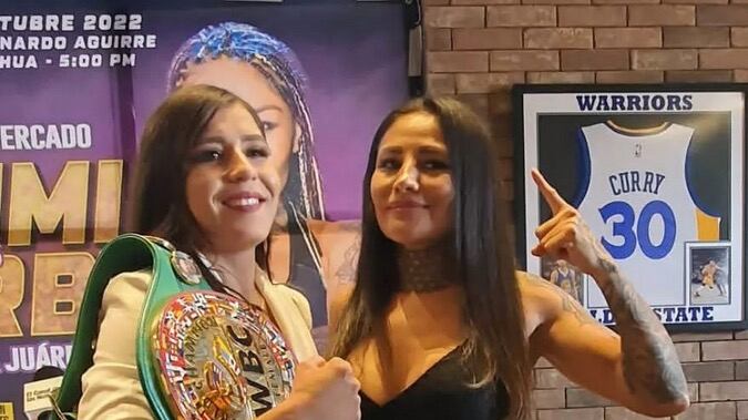 Yamileth Mercado y Barby Juárez