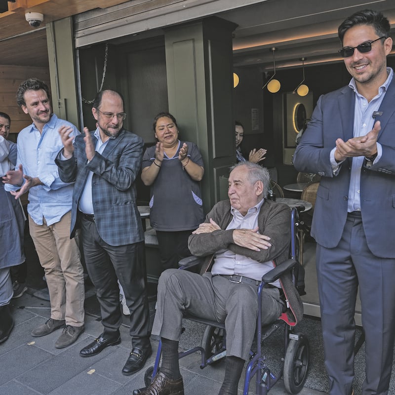 Simi Pet y Simi Café