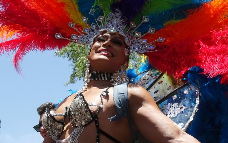 Concluye la marcha del Orgullo LGBTIQ+ en el Zócalo de la CDMX