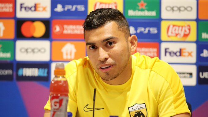 Orbelín Pineda se quiere unir a la lista de mexicanos que han juagdo Champions League.