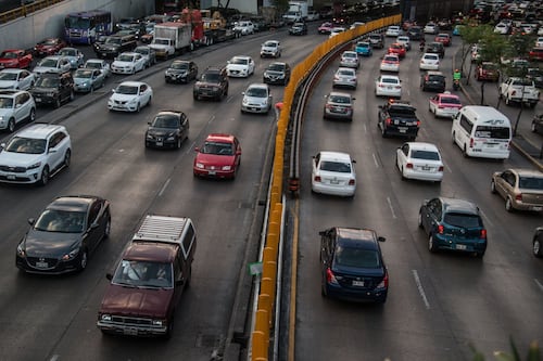 Hoy No Circula jueves 20 de noviembre 2025: ¿qué autos no circulan en CDMX y Edomex?