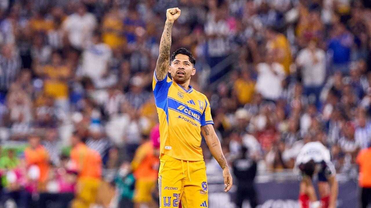 Javier Aquino se despide de Tigres tras una década histórica