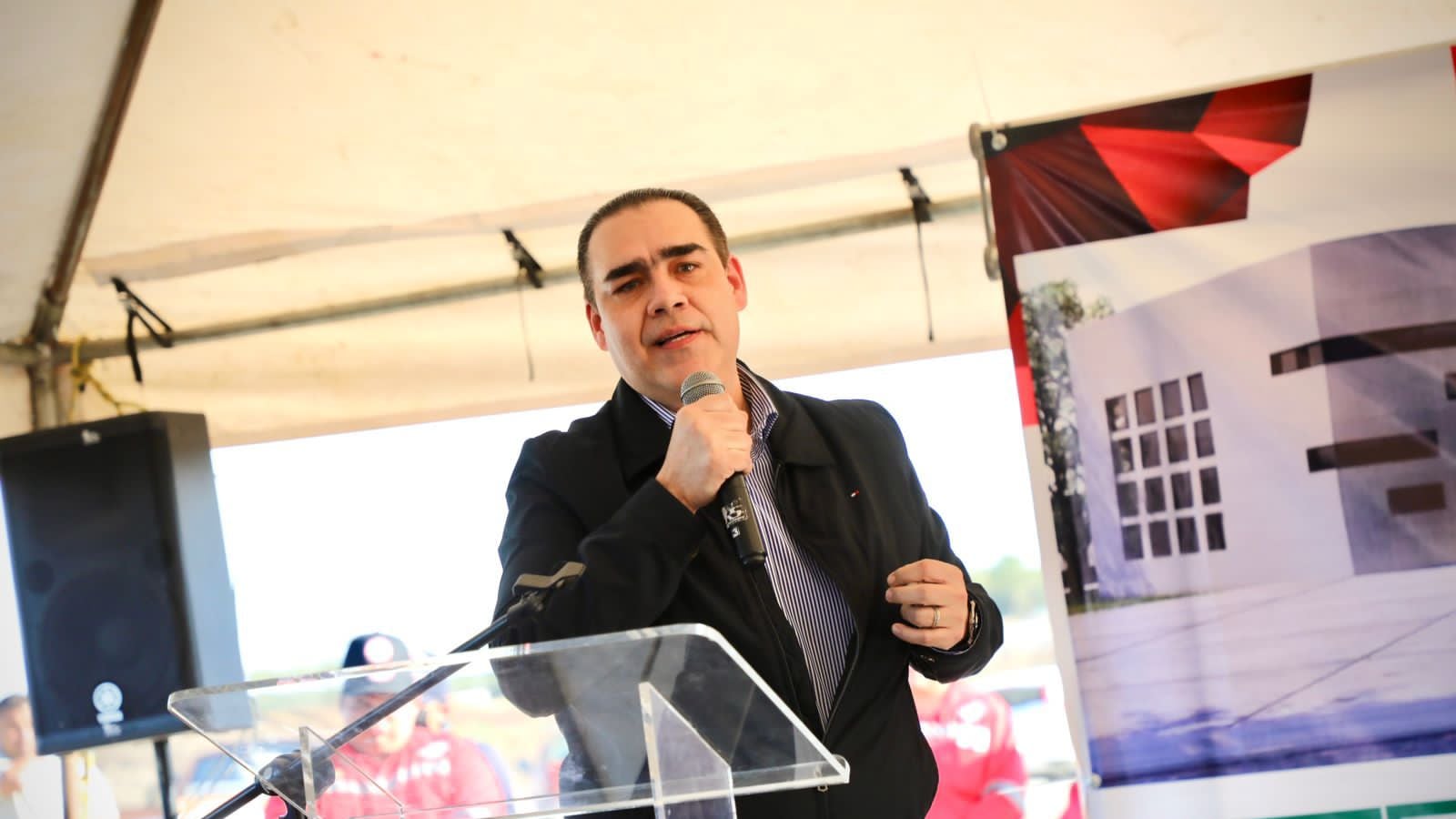 Treviño Cantú anunció iniciativa de reforma a la Ley del Instituto de la Vivienda de Nuevo León.