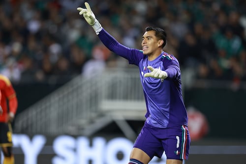 Chivas le cierra la puerta a Europa: Rechaza millonaria oferta por el Tala Rangel