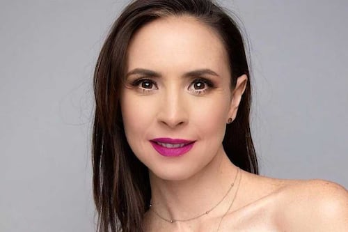 Andrea Torre fascina en falda de tul con volantes multicolor ideal para esta primavera