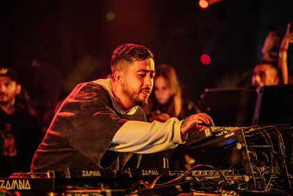Este fin de semana, el Hipódromo de las Américas será testigo de una celebración única como parte del regreso del Zamna Festival a Ciudad de México, el cual promete hacer vibrar a los fanáticos de la música electrónica con propuestas de algunos de los artistas más destacados de la escena internacional.