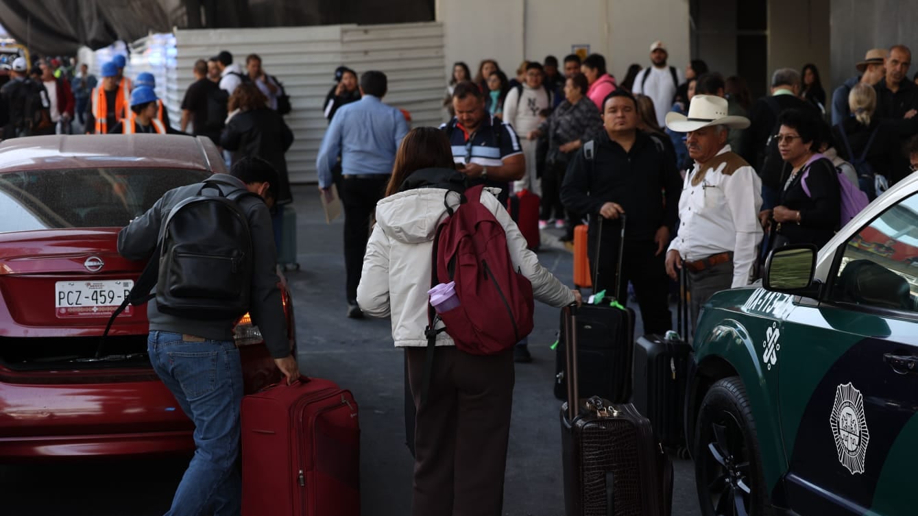 Siguen los operativos contra taxis de plataforma.