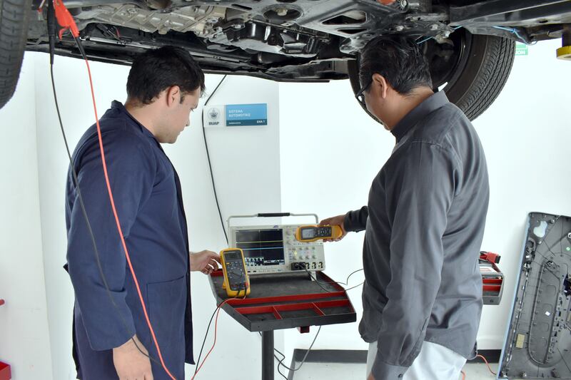 Desarrollan en la BUAP proyecto para monitorear carpeta asfáltica y desgaste vehicular