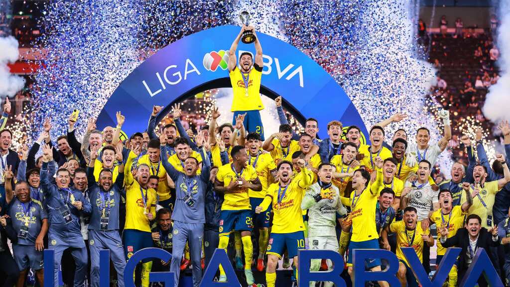 América Tricampeón