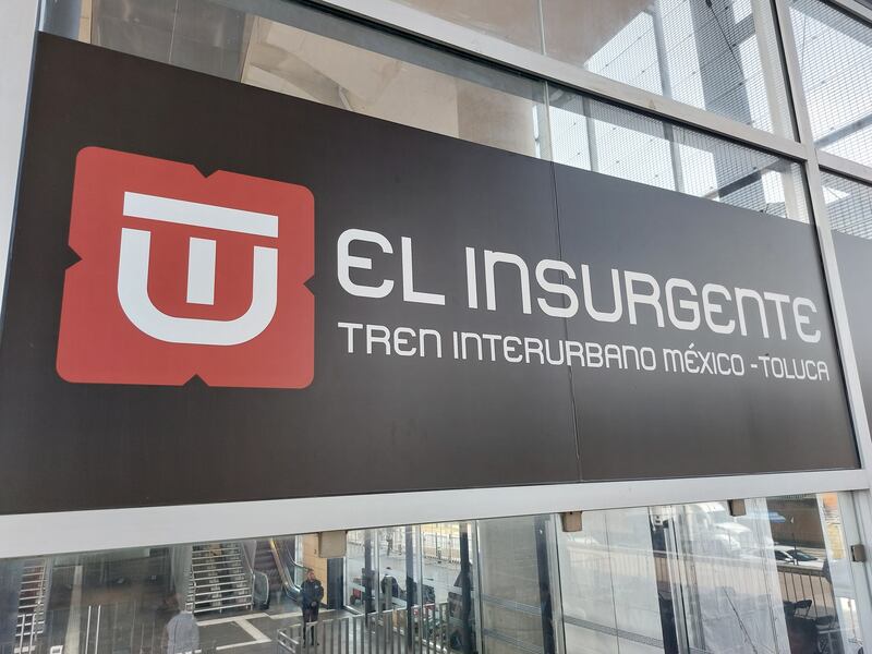 Tren Interurbano México-Toluca "El Insurgente"