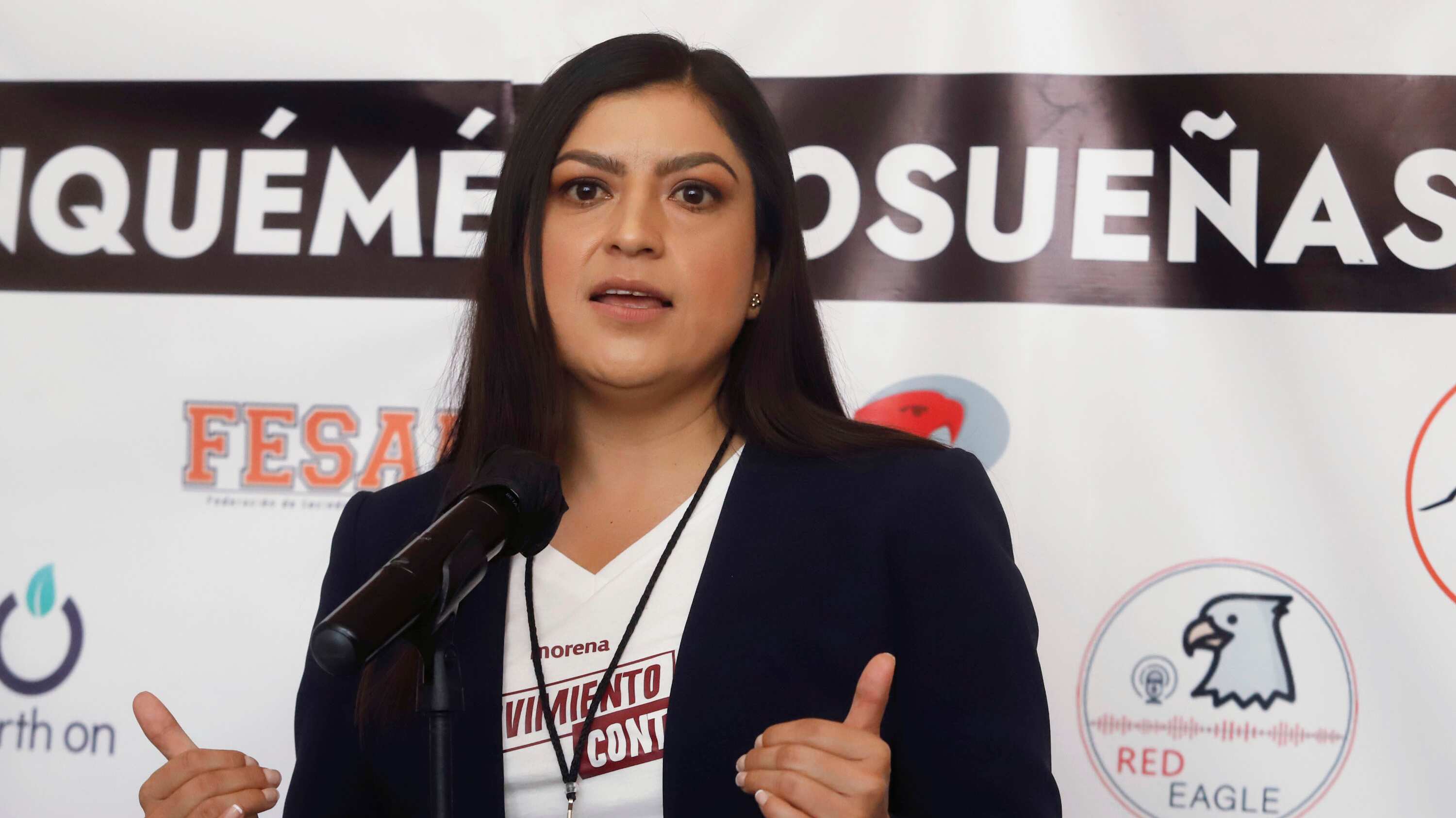 Claudia Rivera pide al IEE investigar campaña negra en su contra