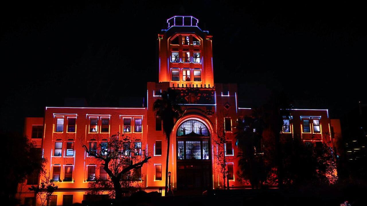 El espectáculo multidisciplinario realizado en el LABNL tuvo una duración aproximada de 40 minutos.