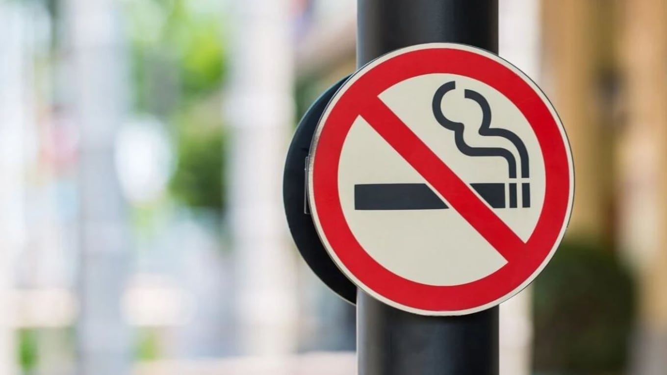 Sector restaurantero logra suspensión de la Ley Antitabaco.