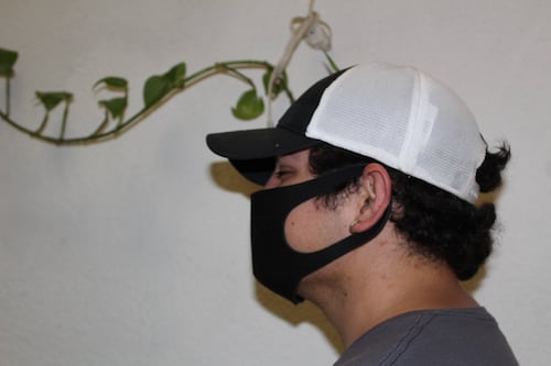 Aumenta hasta un 200% el valor de los cubrebocas de poliuretano