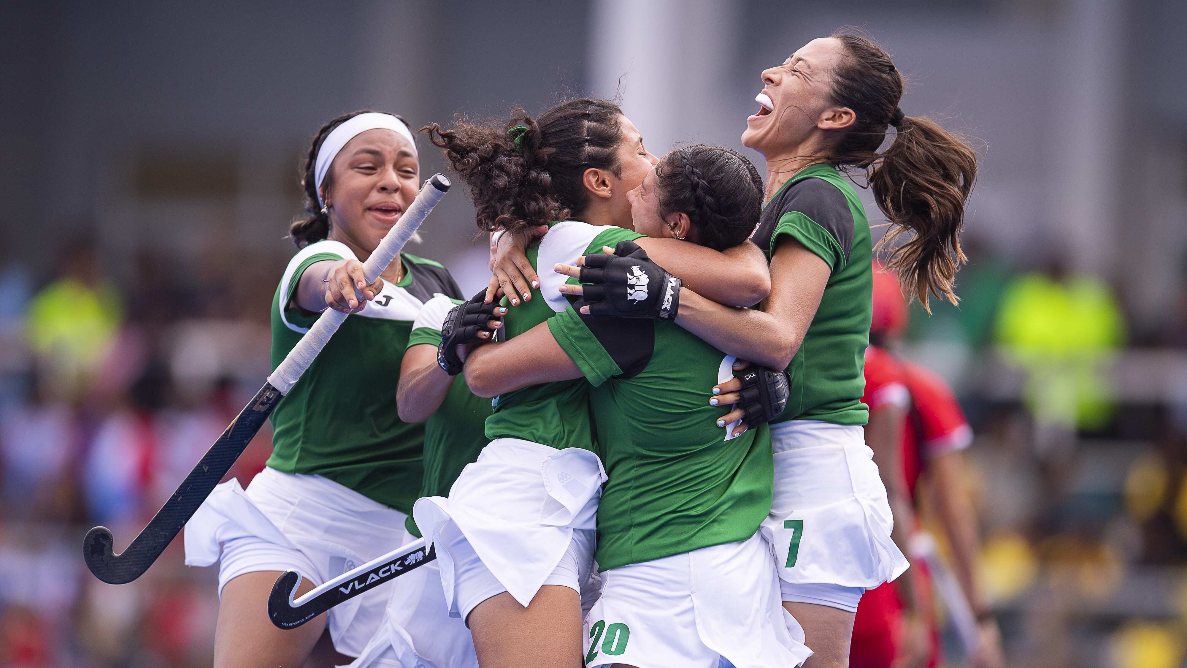 Selección femenil de hockey sobre pasto venció 3-2 a Cuba en la final.