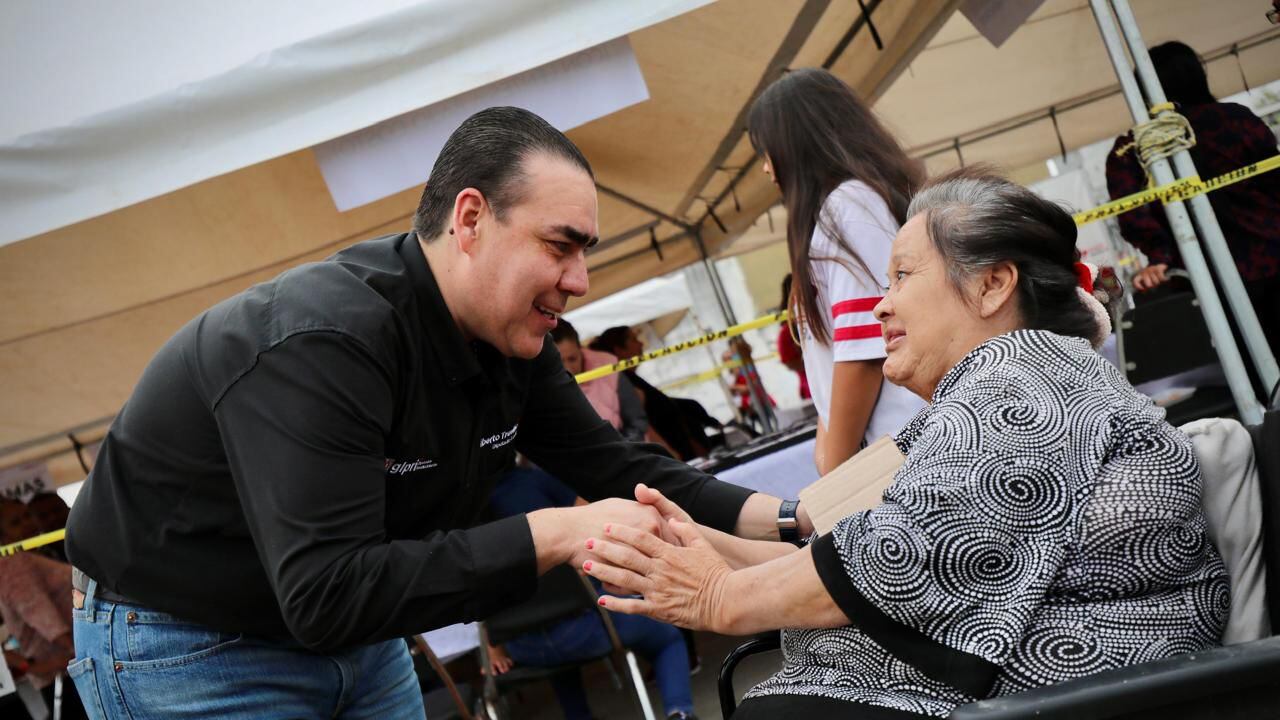 Treviño Cantú destacó que es necesario reconocer que las emociones juegan un papel fundamental en la salud mental.