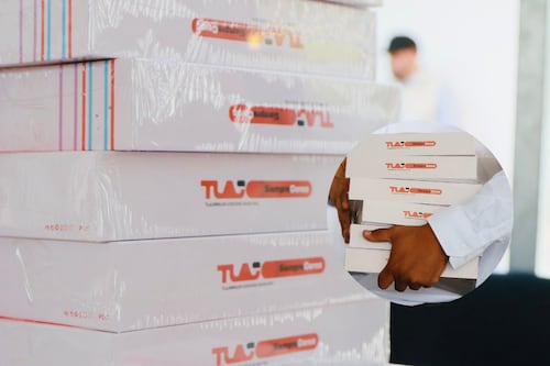 Impulsan la inclusión con entrega de 300 tabletas a estudiantes de educación especial en Tlajomulco