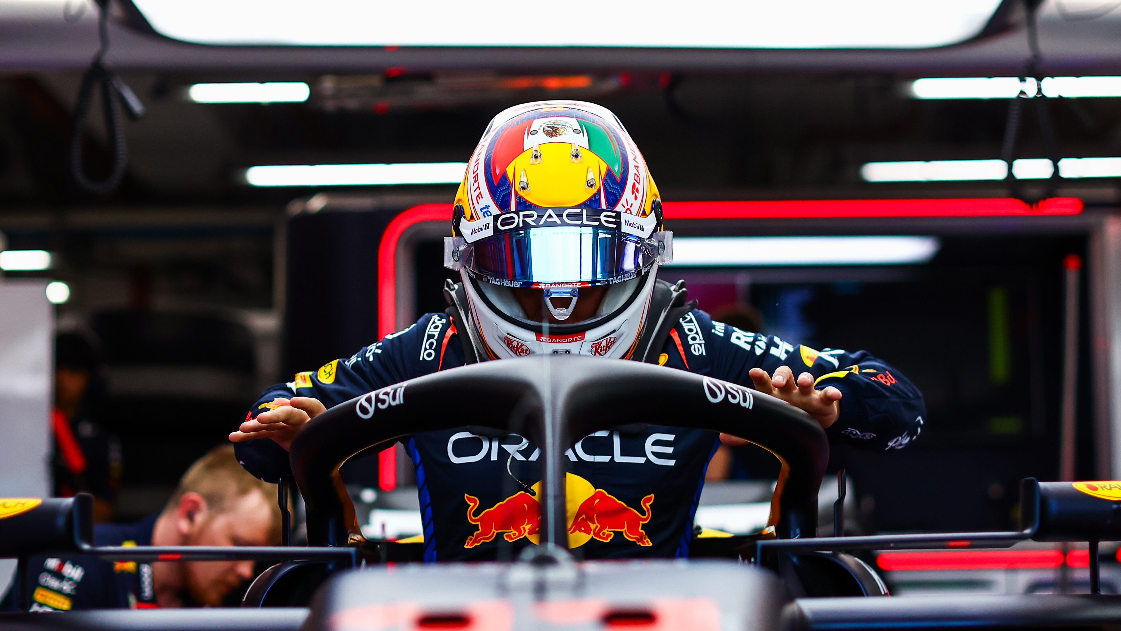 'Checo' Pérez largara desde la posición 13 en el GP de Singapur.