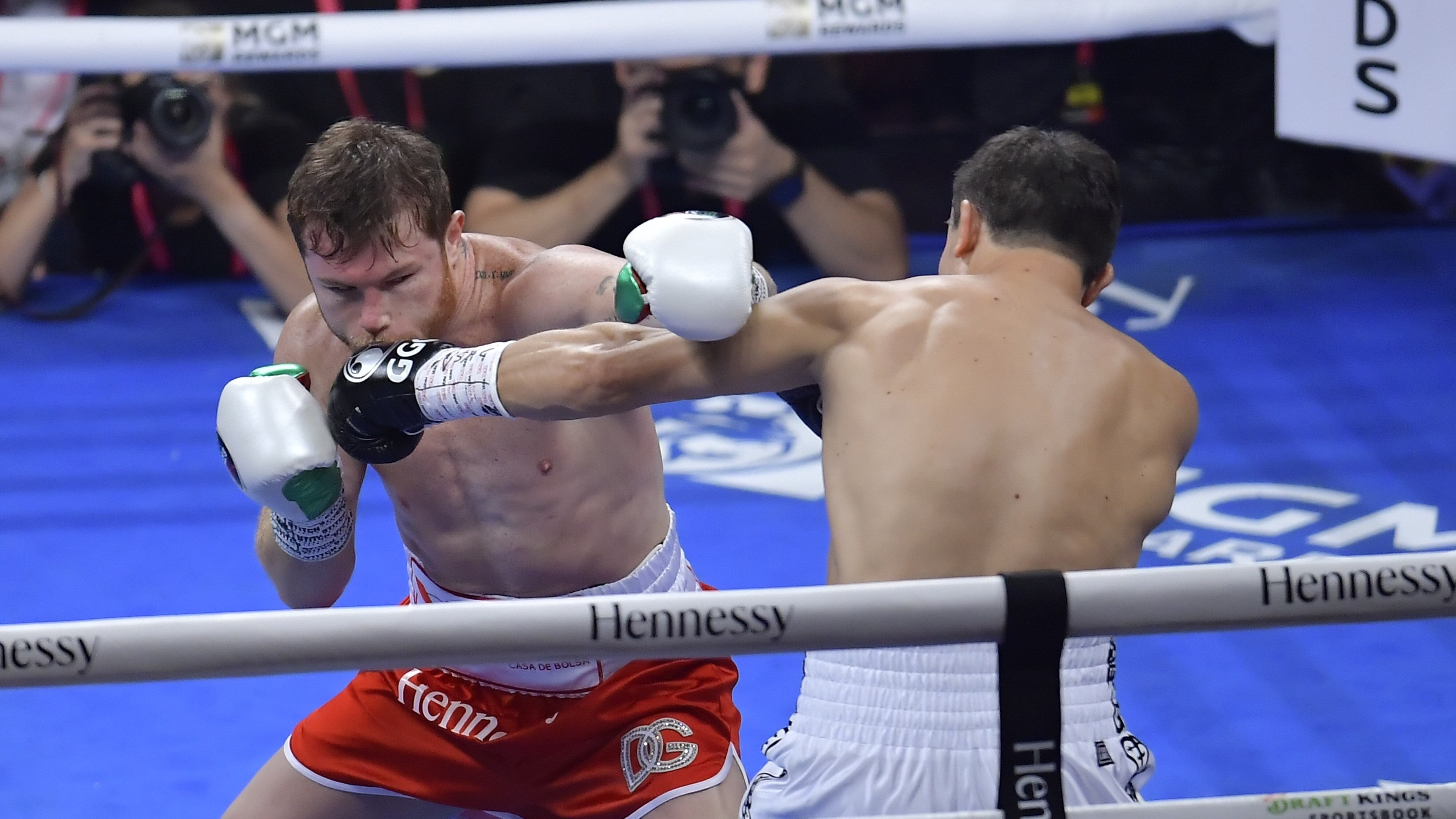 Saúl Álvarez sentenció la trilogía con un nuevo triunfo