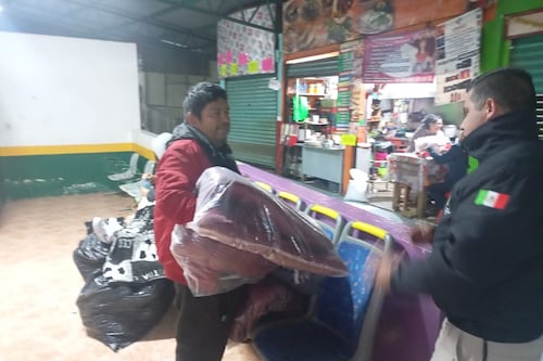 Protección Civil pide a poblanos protegerse del frío