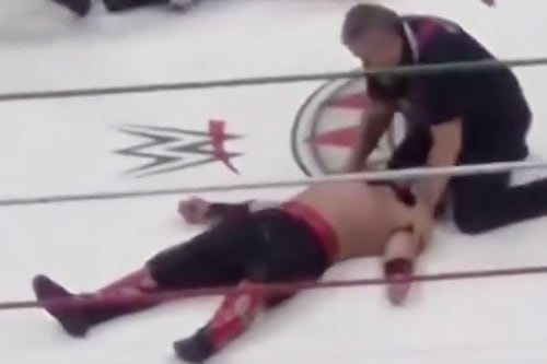¡Terror en el ring! Octagón Jr. sufre fuerte accidente tras caer de cabeza en plena pelea, ¿cómo se encuentra?