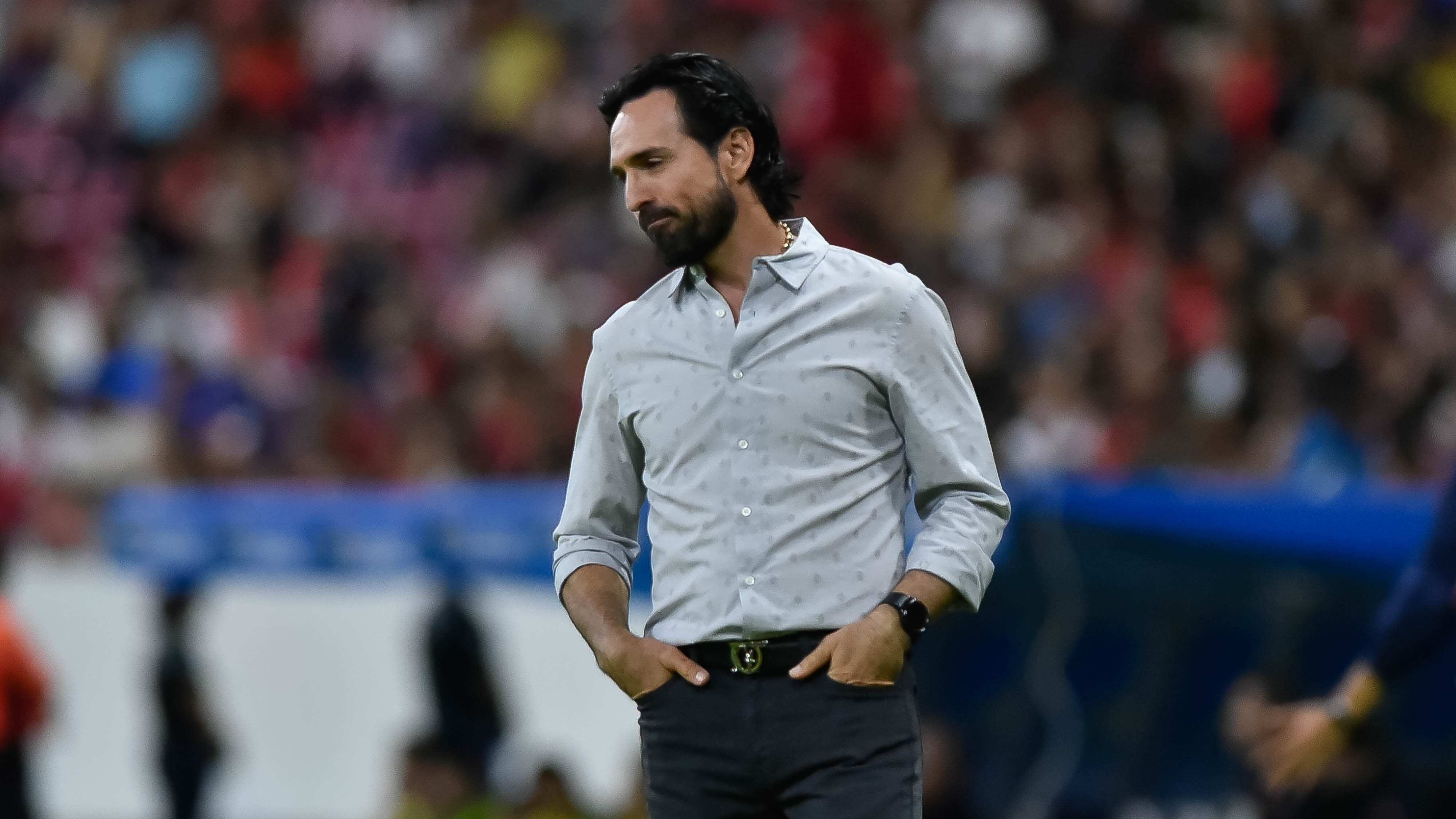 Gerardo Espinoza no pudo calificar a Chivas al play-in.