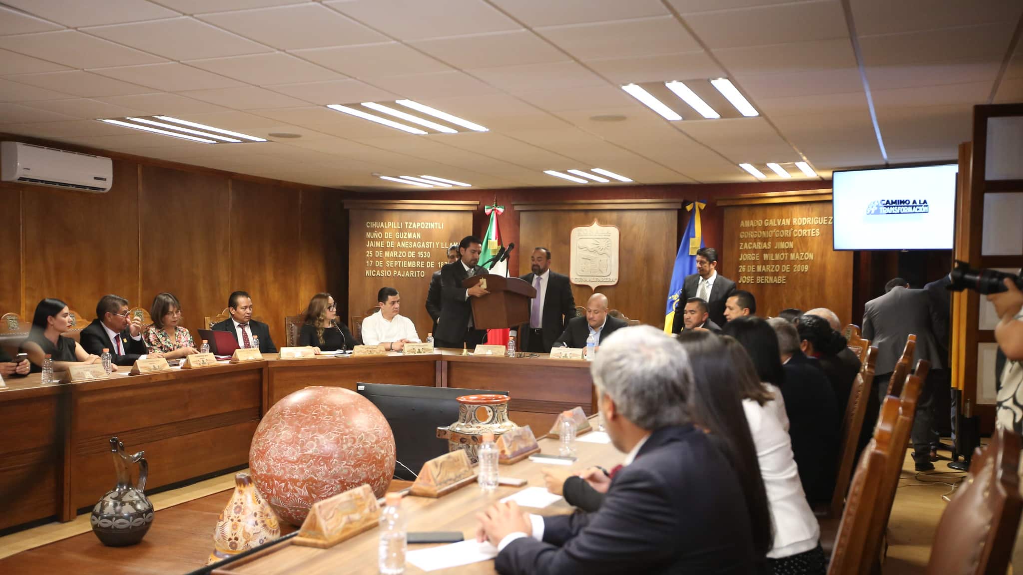 Chávez destacó las inversiones en materia de salud y seguridad.