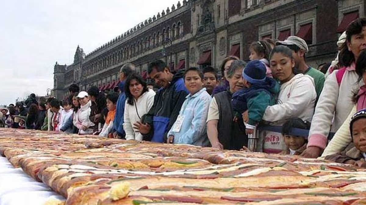 Rosca de Reyes en Zócalo