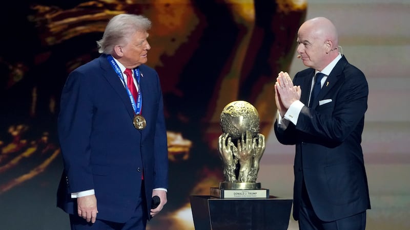 ¿FIFA en apuros? Piden investigación por darle el Premio de la Paz a Trump