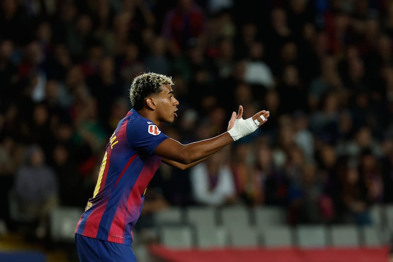 Lamine Yamal fue castigado por España.