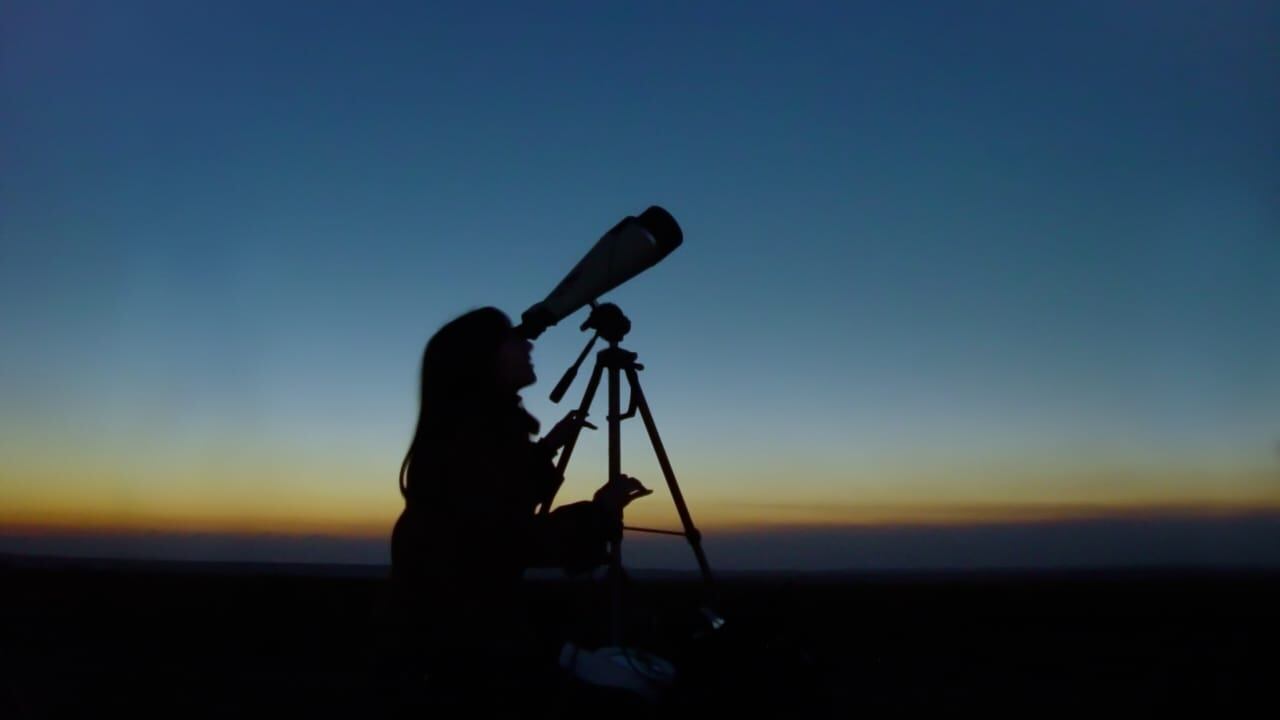 Será visible en tres horarios desde las 11:04 horas el punto más importante alrededor de las 12:30 horas para concluir un poco después de las 14:00 horas.