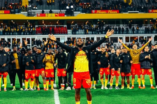 ¡Regreso de ensueño! Allan Saint-Maximin marca golazo y pone al Lens en la cima
