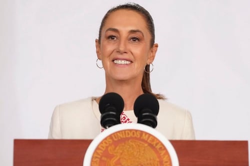 Sheinbaum afirma que hubo un ahorro millonario en adquisición de camionetas de lujo de la SCJN