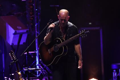 El músico peruano volvió a demostrar su talento arriba del escenario del Pepsi Center WTC, deleitando a sus fanáticos con los temas que han marcado su carrera.