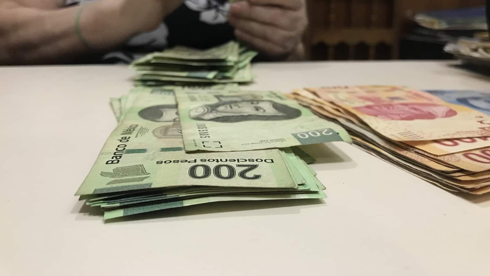 Más de 1.9 millones de empleadores operan en la informalidad, para burlar pagos equivalentes a 30% del salario de sus trabajadores, por concepto de cuotas al IMSS, prestaciones, seguridad social e impuestos.